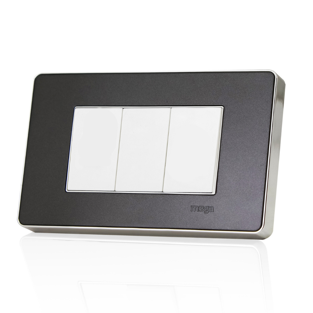 Tiana iPhone frame - Metallic Gray / Silver